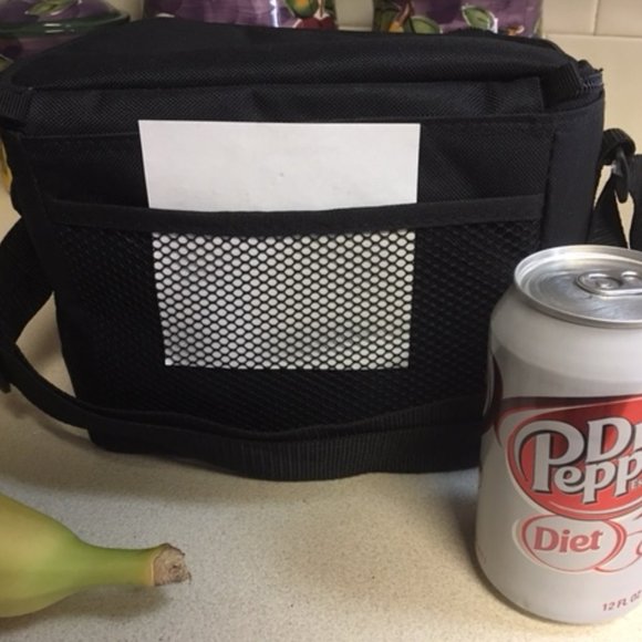 Locking insulated canvas lunch bag with NEW AND IMPROVED lock. Color Black NWOT - Picture 7 of 7